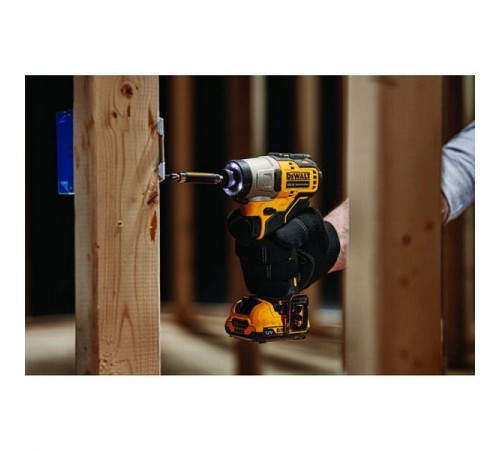 Шуруповерт аккумуляторный DeWalt DCF 801 D2
