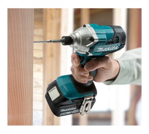 Шуруповерт Makita DTD156Z