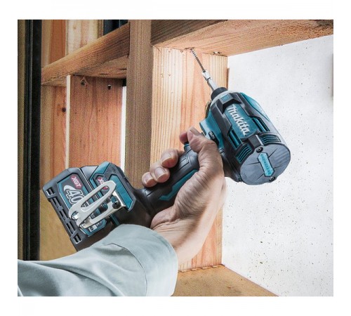 Шуруповерт аккумуляторный Makita TD001GZ