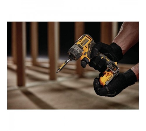 Шуруповерт аккумуляторный DeWalt DCF 601 D2