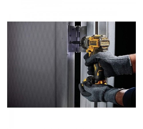 Шуруповерт аккумуляторный DeWalt DCF 601 D2