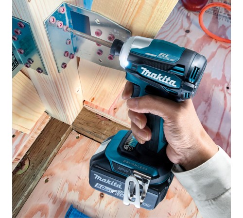 Шуруповерт акк. Makita DTD172Z