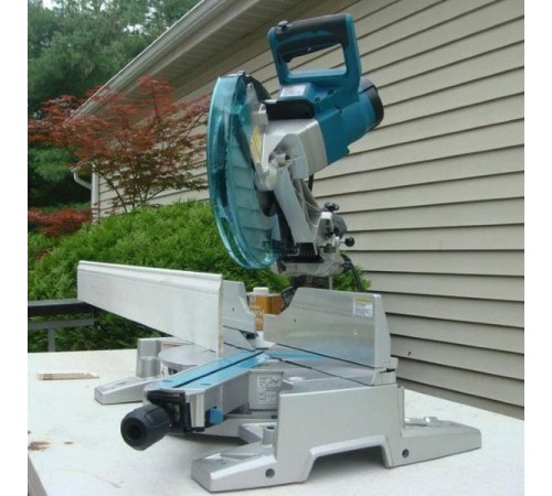 Пила торцовочная Makita LS1016