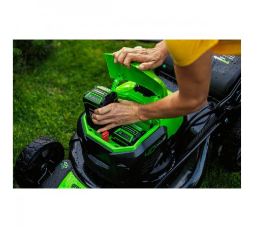 Газонокосилка аккумуляторная Greenworks  GD40LM46SP самоходная 40V