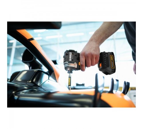 Шуруповерт аккумуляторный DeWalt DCF85ME2GT-QW