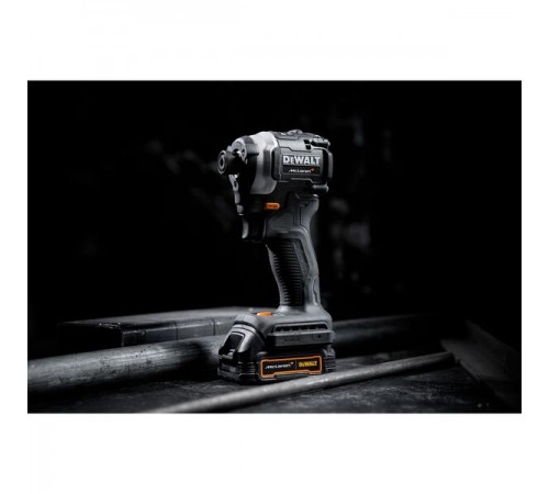 Шуруповерт аккумуляторный DeWalt DCF85ME2GT-QW