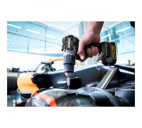 Дрель аккумуляторная DeWalt DCD85ME2GT-QW