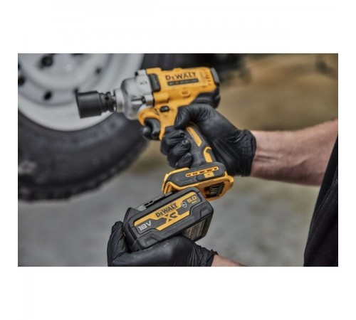 Гайковерт аккумуляторный DeWalt DCF 892N-XJ