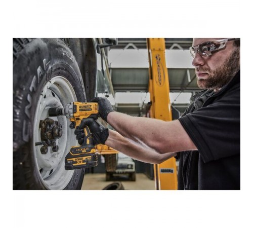 Гайковерт аккумуляторный DeWalt DCF 892N-XJ