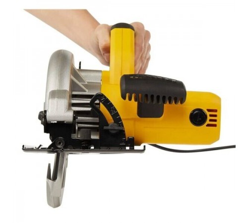 Пила дисковая DeWalt DWE5615-QS