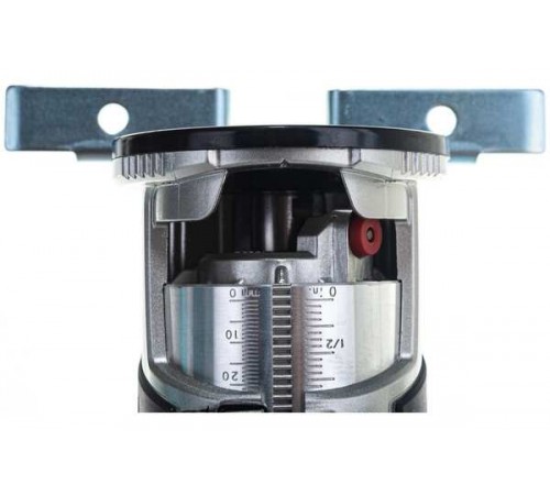 Фрезер Makita RT0700C