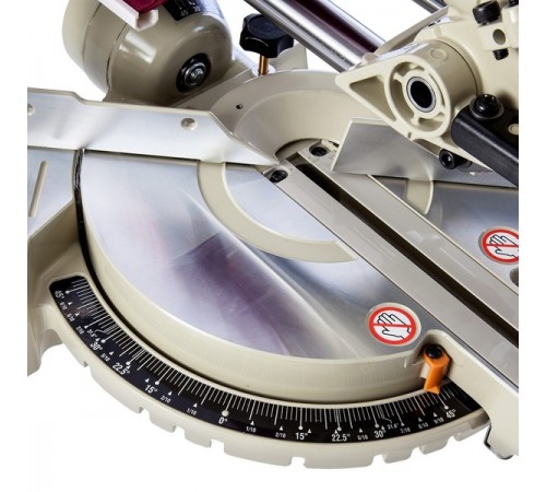 Пила торцовочная Makita LS0714N