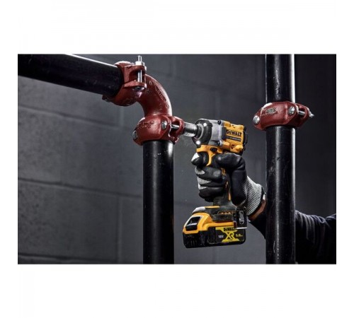 DCF922N-XJ Гайковерт ударный  DeWalt