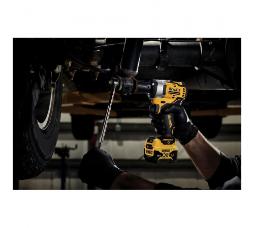 Гайковерт аккумуляторный DeWalt DCF 901P1G
