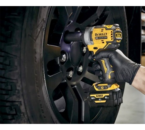 Гайковерт аккумуляторный DeWalt DCF 903P1G