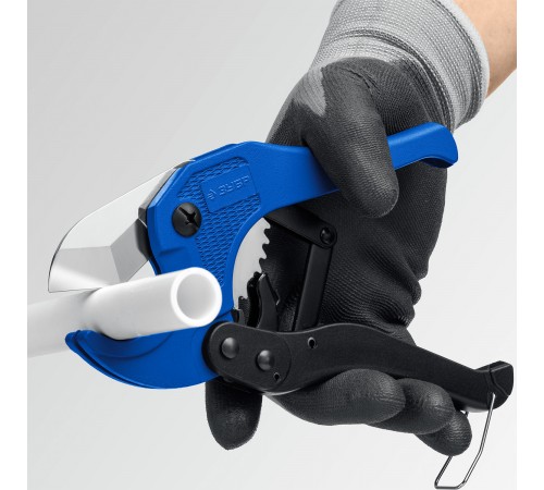 23701-42_z02 Труборез высокоточный ЗУБР Профессионал-42 по металлопластиковым и пластиковым трубам