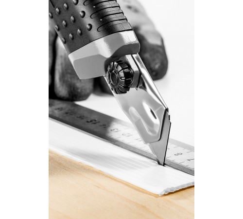 09180 Нож ЗУБР ТИТАН-25, лезвия 25мм, автостоп